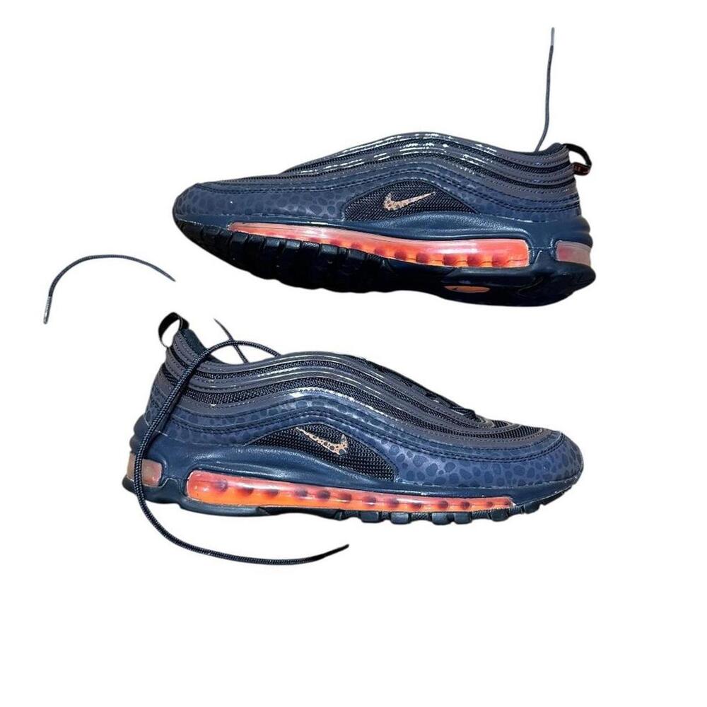 Nike Men's Black Trainer